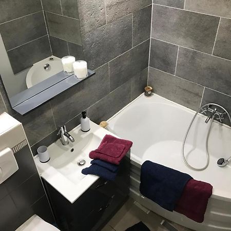 Bel Appartement Lumineux Avec Exterieur Rosieres-aux-Salines Экстерьер фото